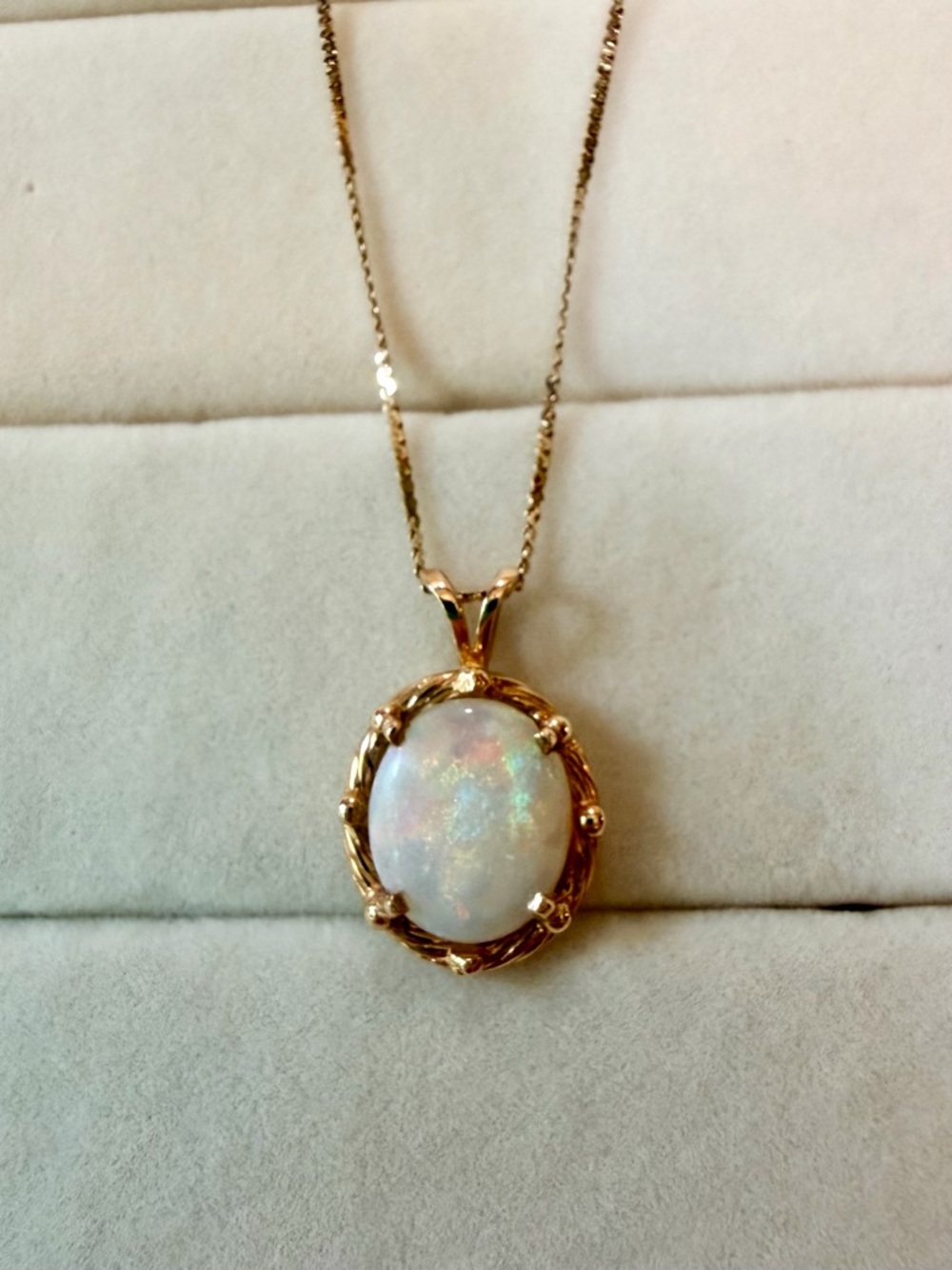14K Gold Natural Flash Fire Opal Pendant Necklace 14K Serpentine Chain‎ Estate